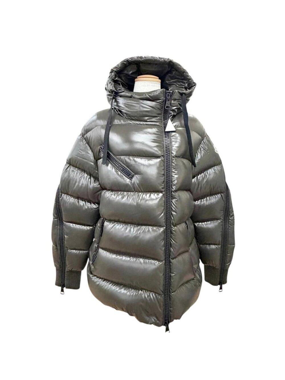 Moncler Liriope Logo Patch Down Jacket Khaki Garment 1